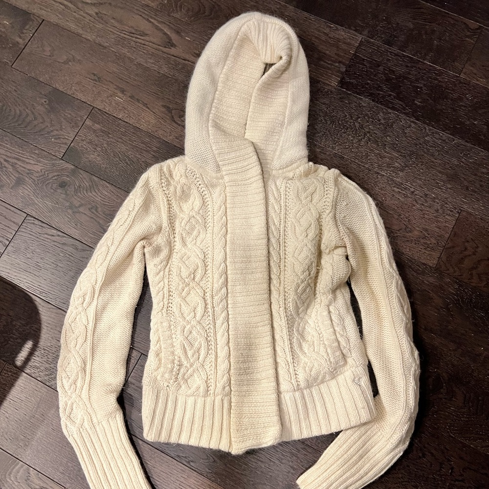 American Eagle sweater/hoodie